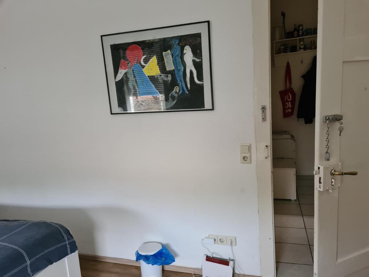 Charmantes Helles Zimmer Zentrumnah Und Naturnah Göppingen Exteriör bild